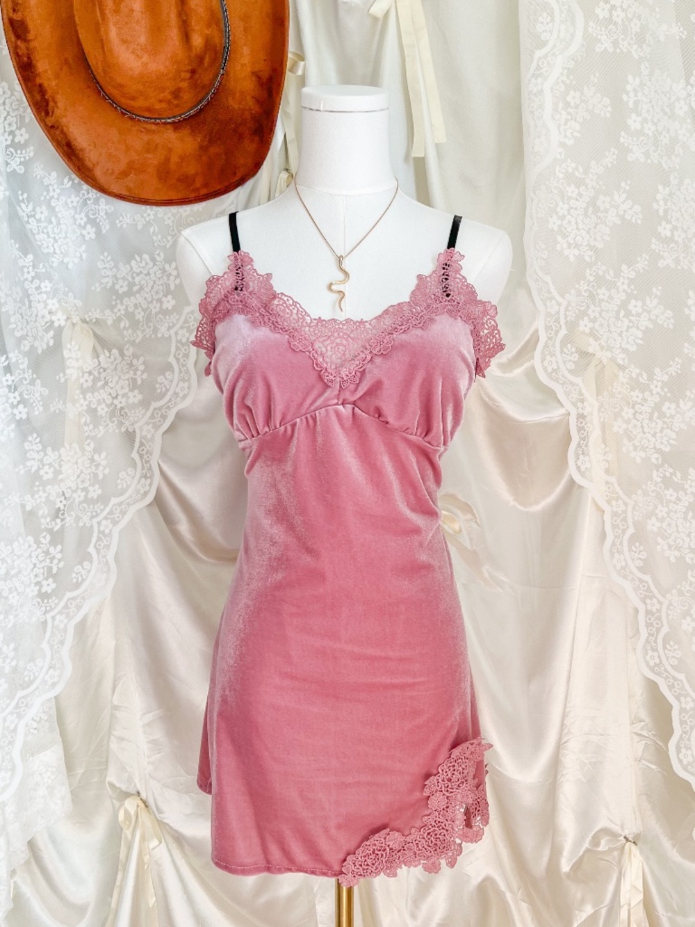 Y2K Dusty Pink Velvet Lace Slip Dress – Romantic Coquette Babydoll